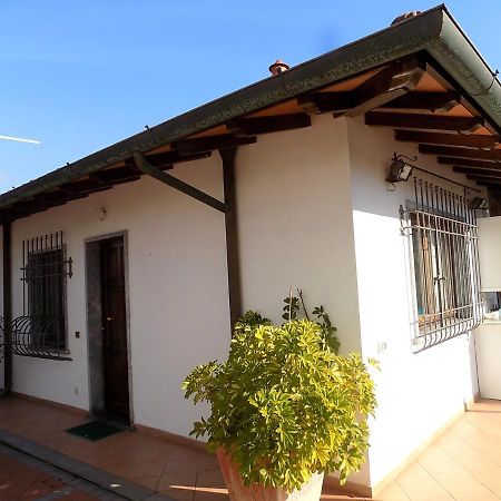 Casa Nuccia Gentili David Marina di Massa Exterior foto